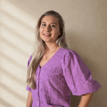 Froukje beige achtergrond